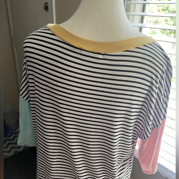 Striped Colour Block T-Shirt - Picture 6 of 6